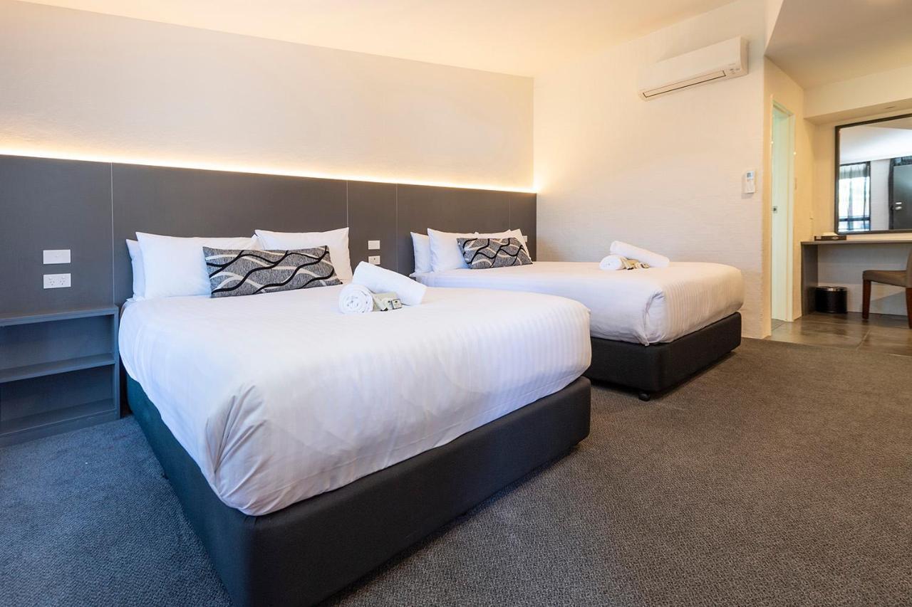 Fern Bay Motel Екстериор снимка