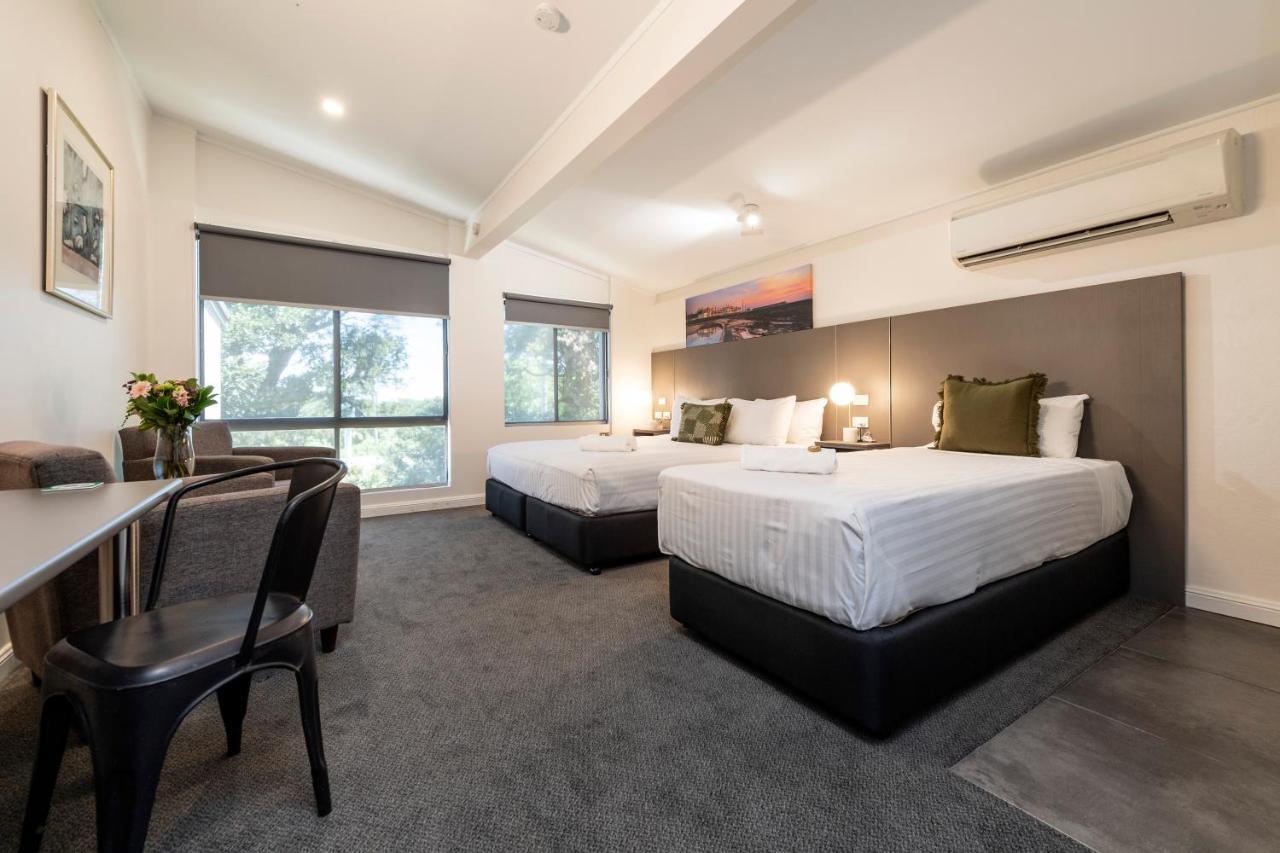 Fern Bay Motel Екстериор снимка