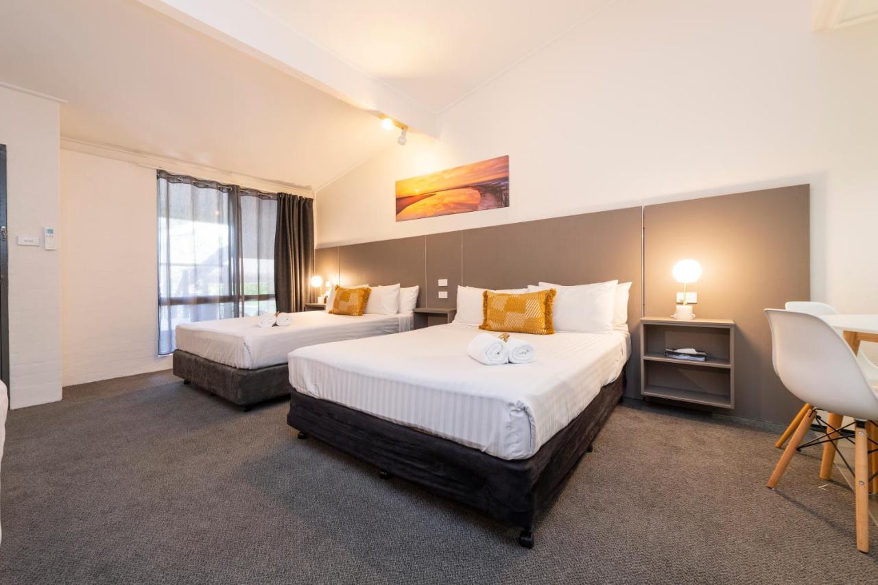 Fern Bay Motel Екстериор снимка