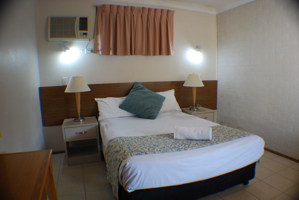 Fern Bay Motel Екстериор снимка