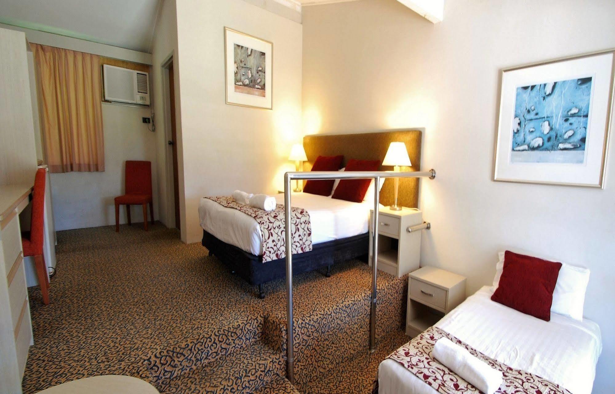 Fern Bay Motel Екстериор снимка