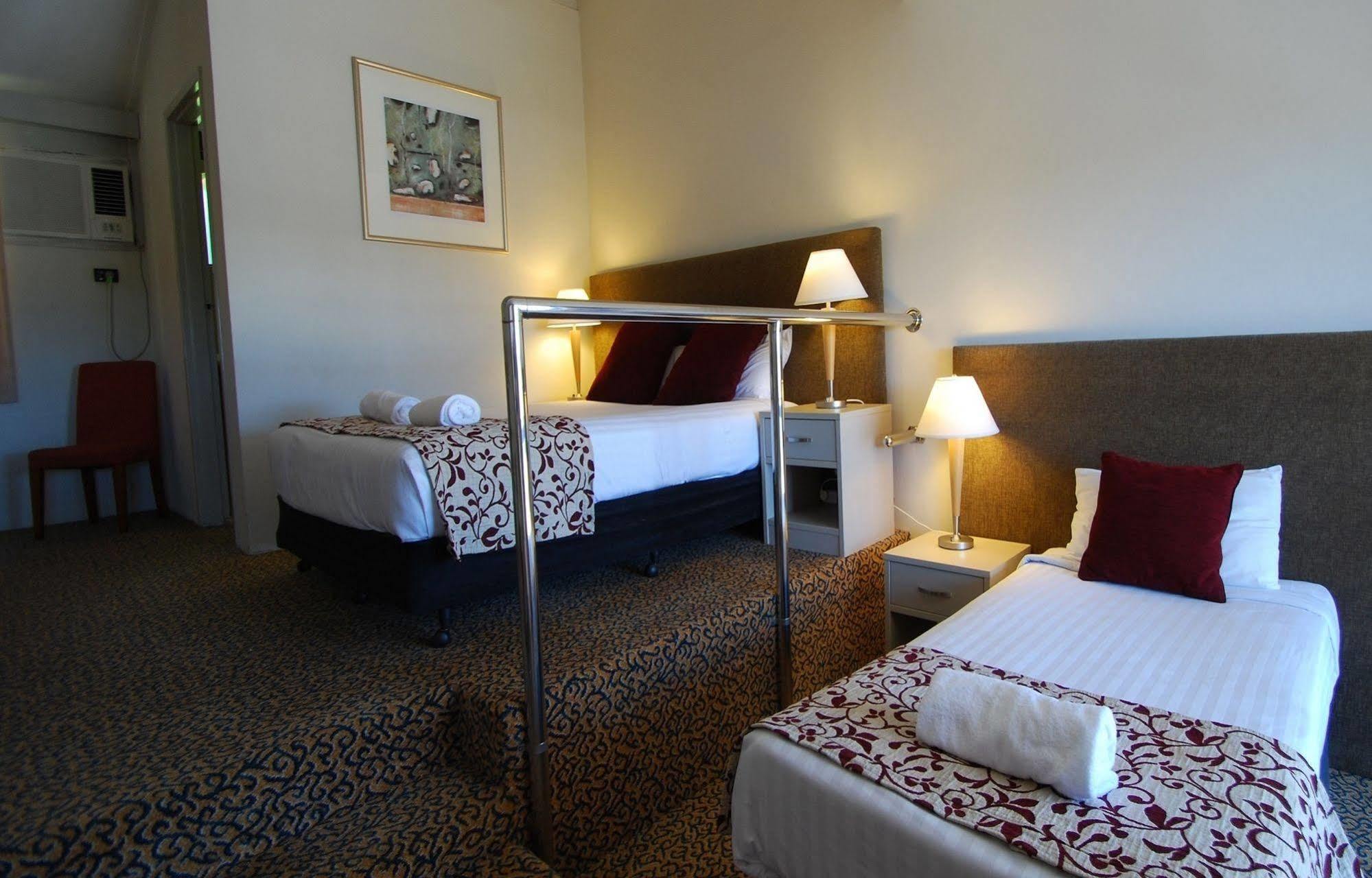 Fern Bay Motel Екстериор снимка