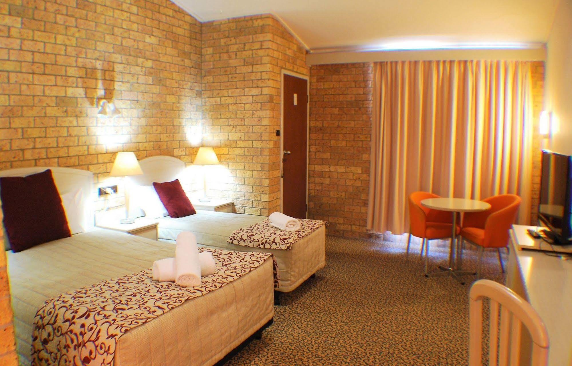 Fern Bay Motel Екстериор снимка